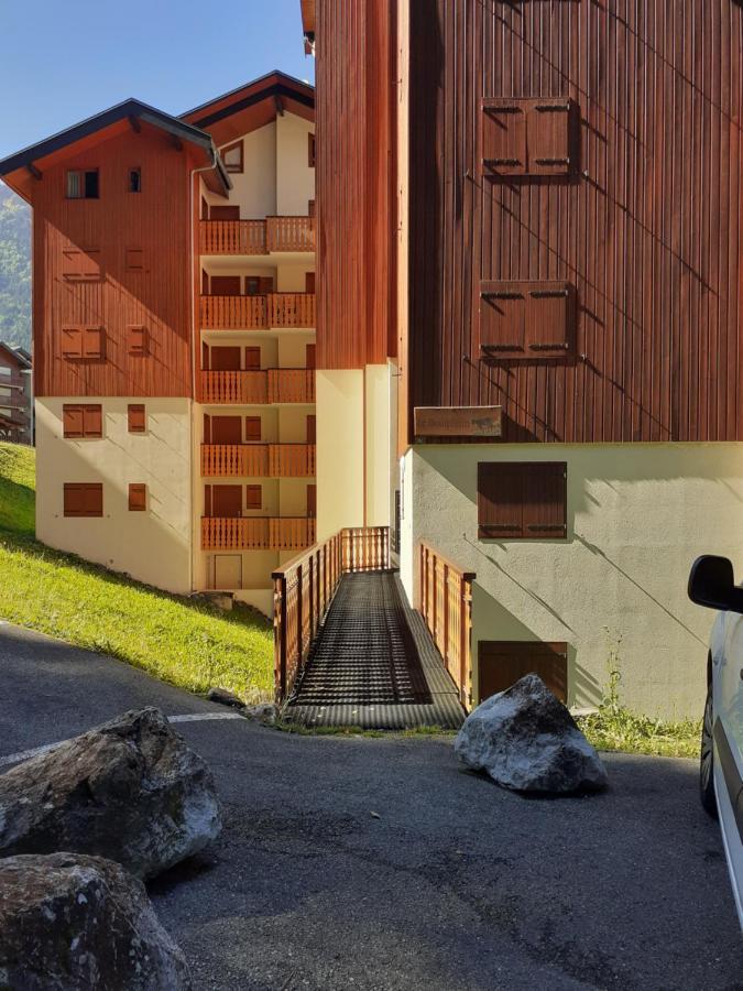 Emilie Hanard Saint-Jean-dʼAulps Exterior foto
